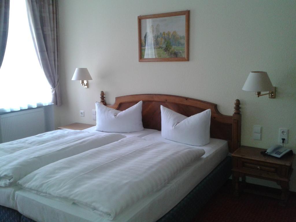 Garni-Hotel Zum Alten Ratskeller Vetschau Room photo
