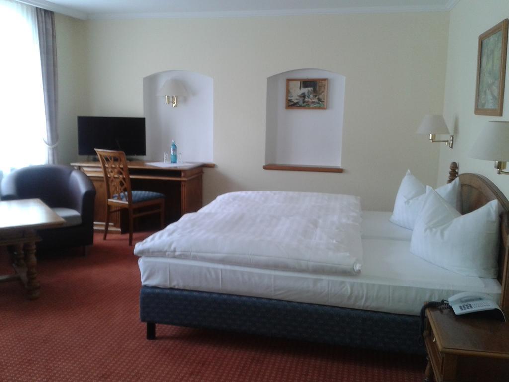 Garni-Hotel Zum Alten Ratskeller Vetschau Room photo